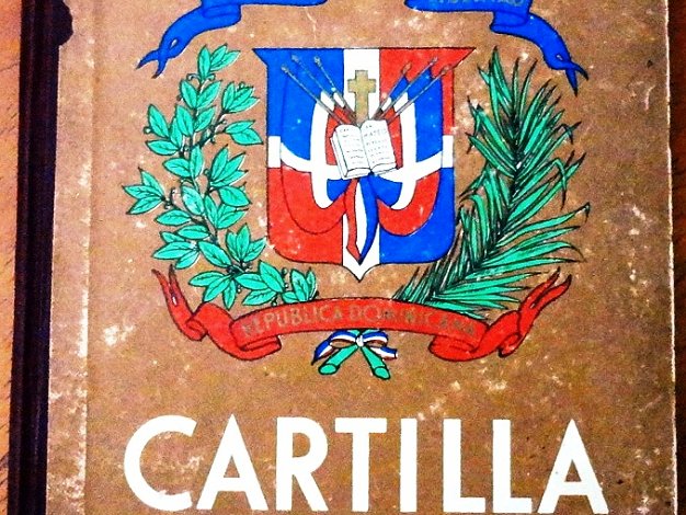 Cartilla In spanish with 160 pages and a size of 6 by 7.5 inches. En español con 160 páginas y un tamaño de 6 por 7.5 pulgadas.