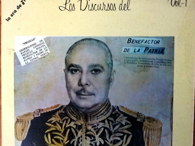 Discursos A LP record with 33 RPM, 12 inches, and with a good condition cover and vinyl. Un disco LP de 33 RPM, 12 pulgadas, y en...