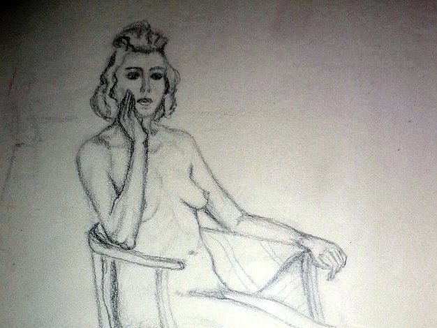 Desnuda Sentada