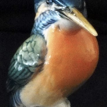 Bird - Pajaro Karl Ens with a small hand painted bird in orange, blue and green colors, and with a size of 4 inches high. Karl Ens con un pájaro pequeño pintado a mano en...